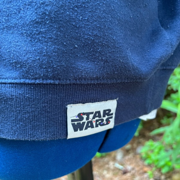 Disney Parks Star Wars Baby Yoda Grogu Christmas Sweater Medium M World - Picture 4 of 6